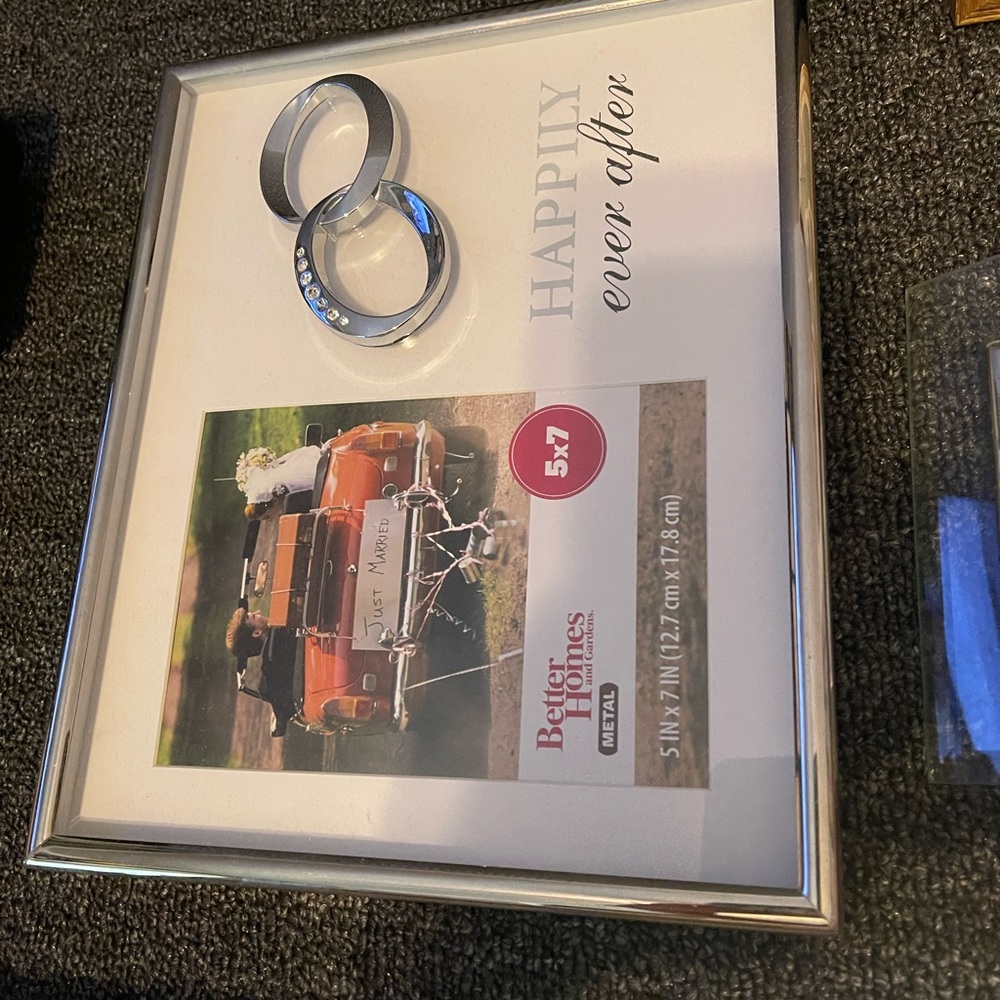 Silver and white frames - Picture 5 of 5